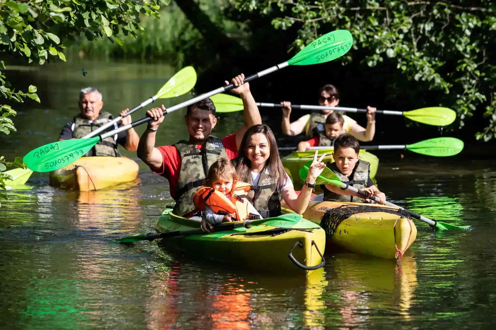 Spływy kajakowe Roztocze – profesjonalne kajaki na rzece Wieprz w otoczeniu dziewiczej przyrody.
